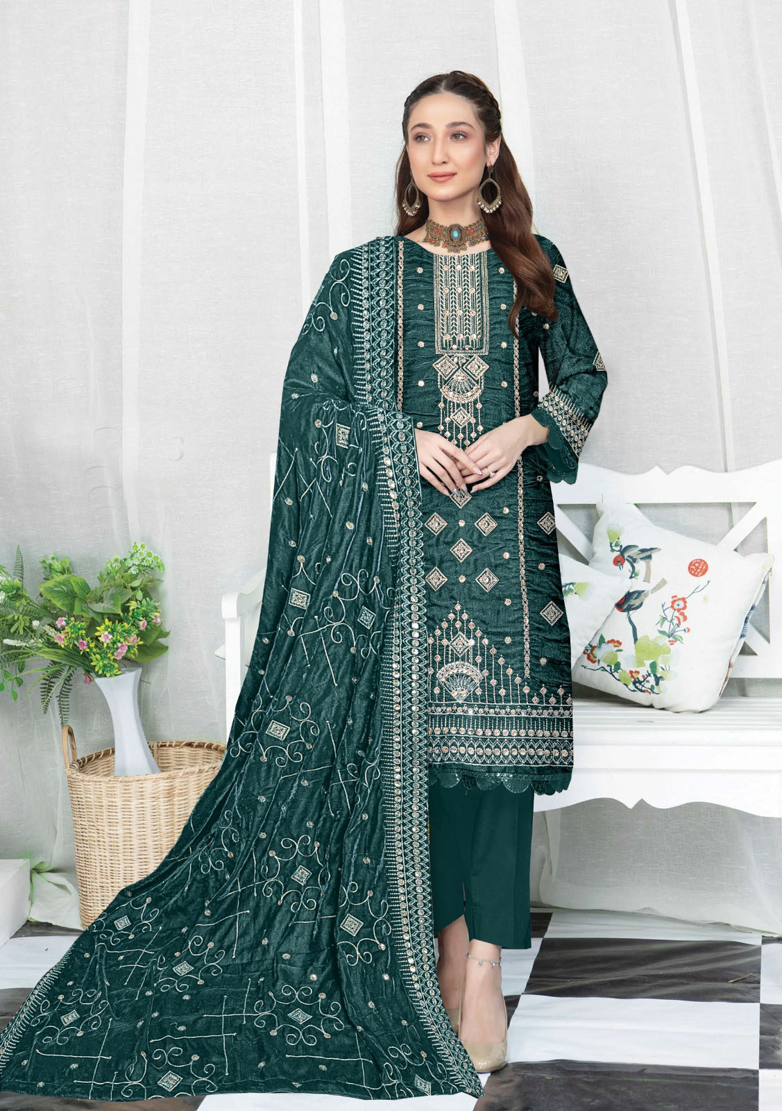 Velvet Embridery Suit #05