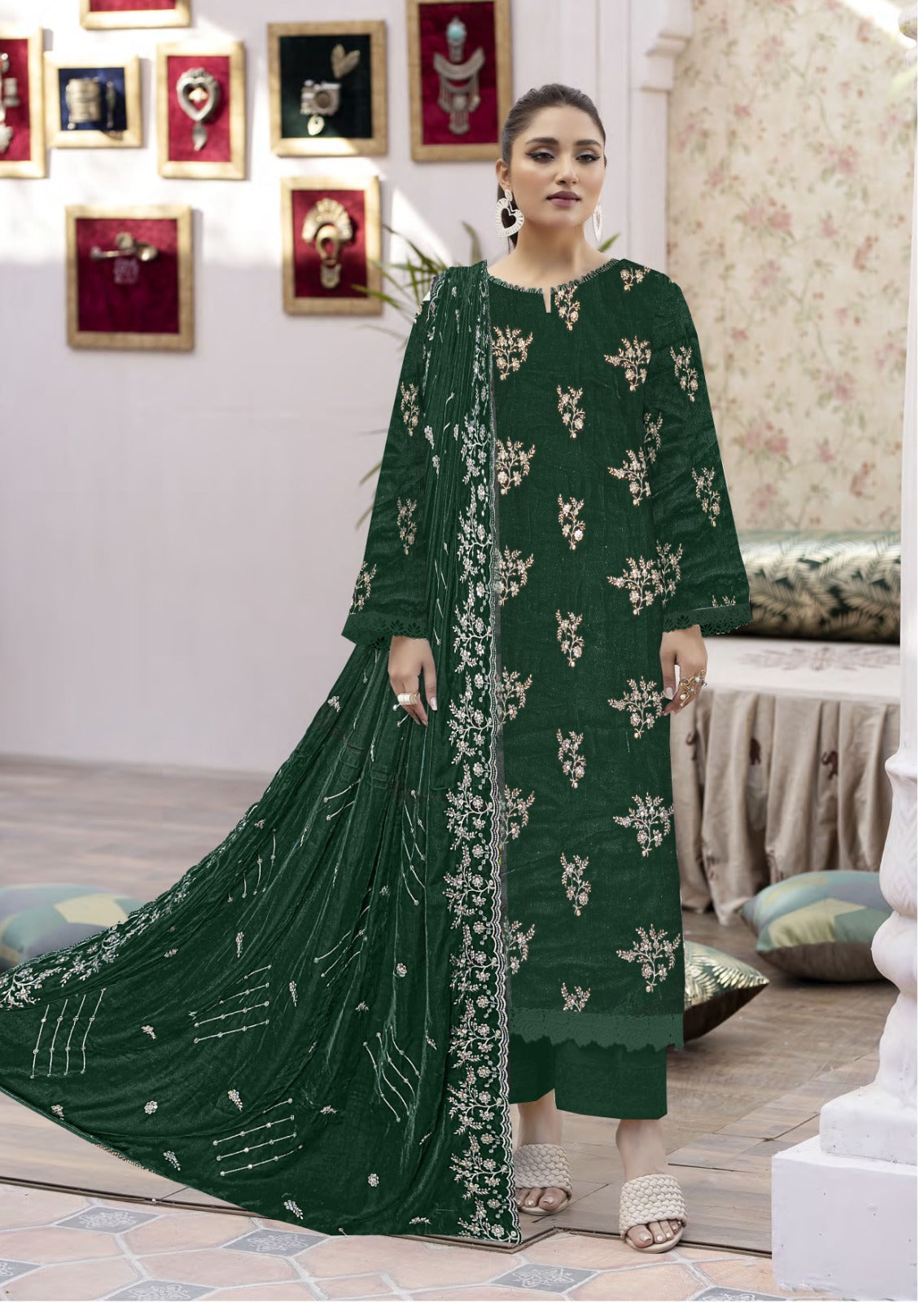 Velvet Embridery Suit #08