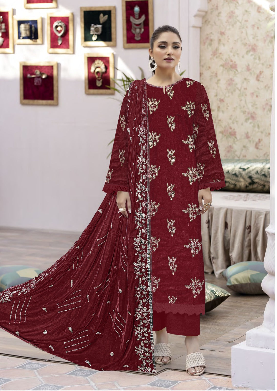 Velvet Embridery Suit #08