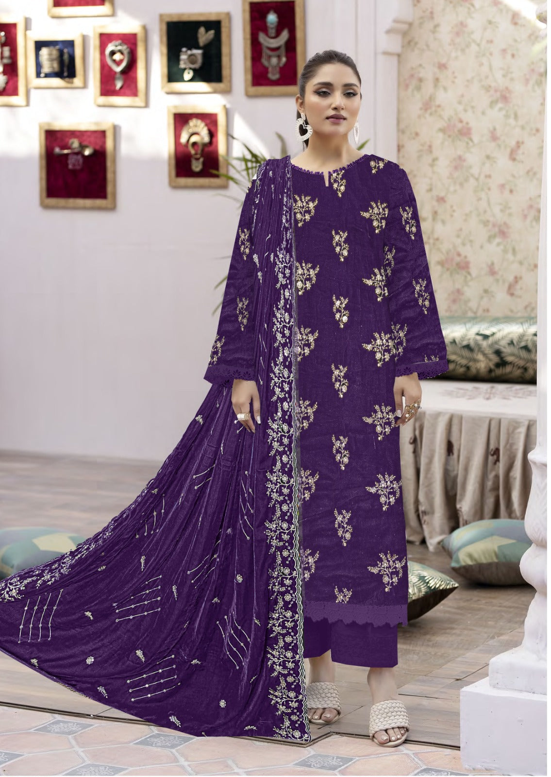 Velvet Embridery Suit #08